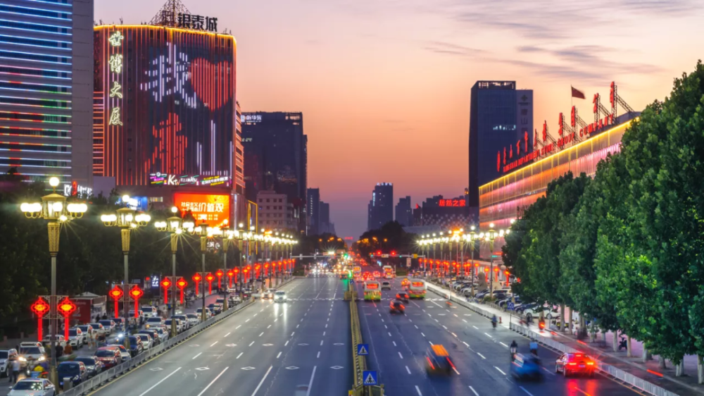 唐山，小城生活的温馨画卷